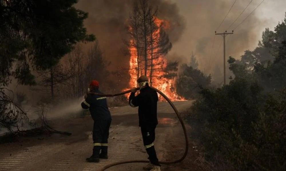Φωτιές στην Ελλάδα τώρα: Η κατάσταση στα πύρινα μέτωπα